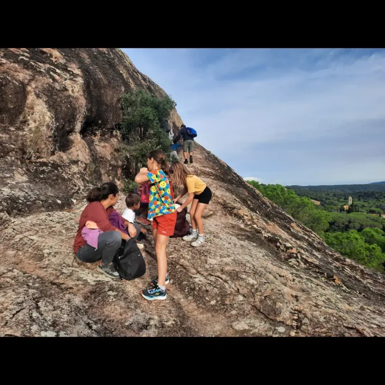 RUTA GUIADA DE SENDERISME: EL CASTELL DE SOLIUS I EL BALCÀ