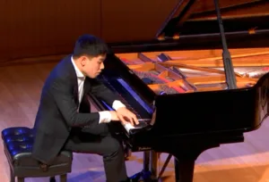Recital de piano a càrrec de Zhu Wang